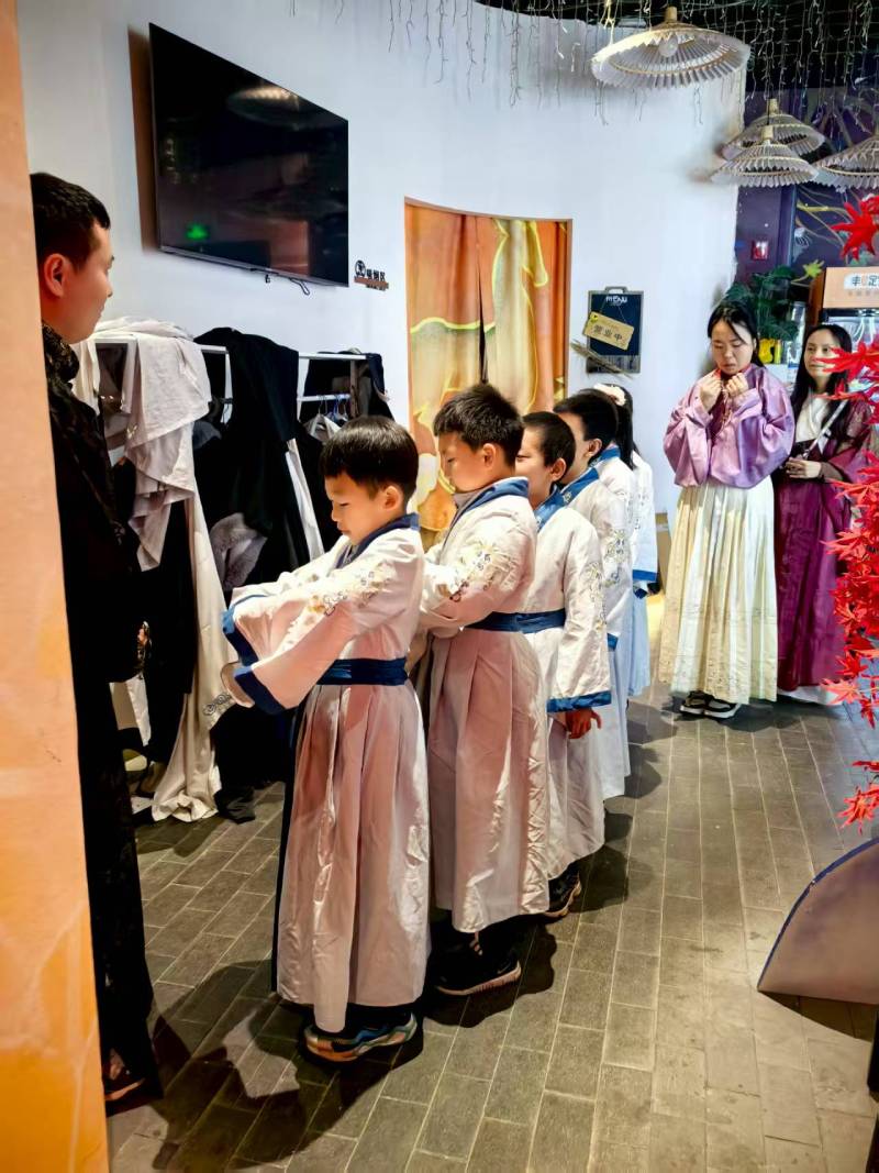 辉县市灯光秀活动策划